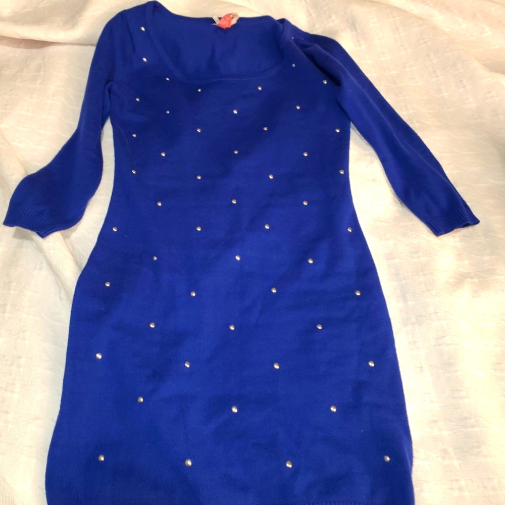 Dress - Picture 2 of 6